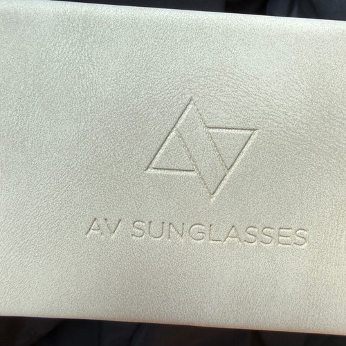 Karen AV sunglasses new, brown with case and authentic cloth