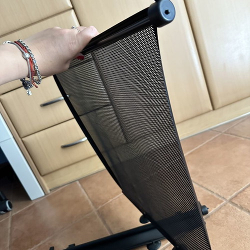 Car Sunshades like new, set of 2 for side windows