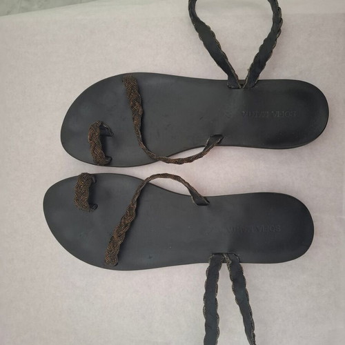 Sofia Manta Black Rocks leather flat sandals size 41 like new