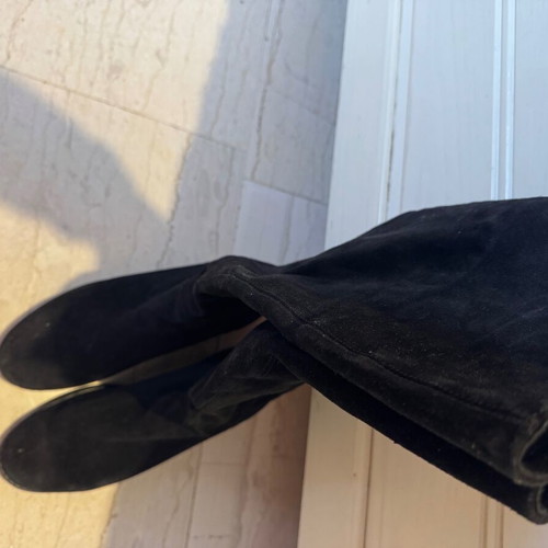Suede knee-high boots size 41 like new, black