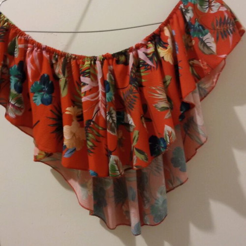 Floral crop top like new, size S