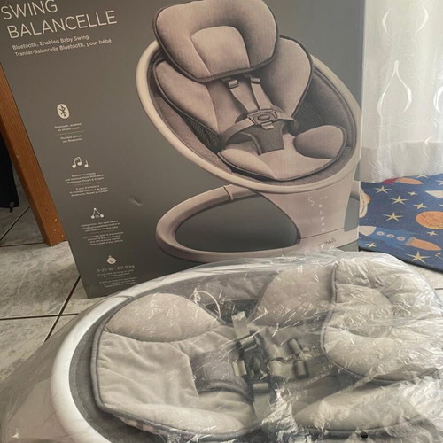 Munchkin Baby Swing like new without remote control
