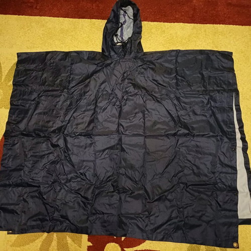 Polo waterproof poncho used, blue and silver