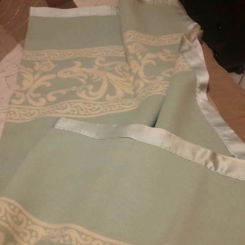 Bayer blanket used thin warm 1.5×2.00 green-cream