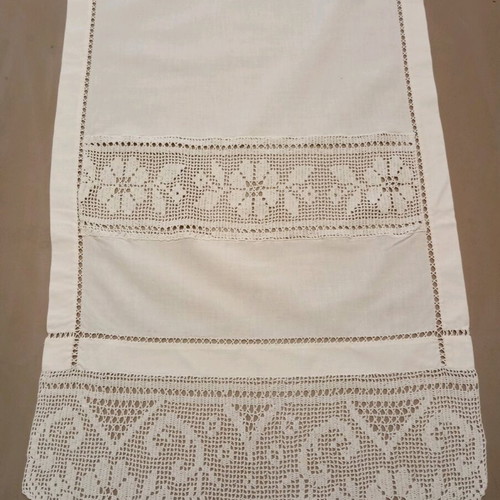 Set of handmade crochet doily and square new with daisy design