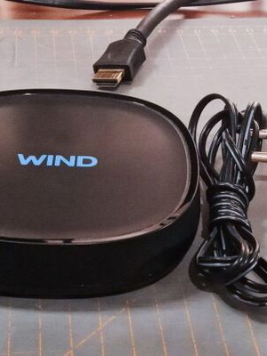 Android TV Box Wind UZW4030WNH 4K μεταχειρισμένο με ψηφιακό δέκτη