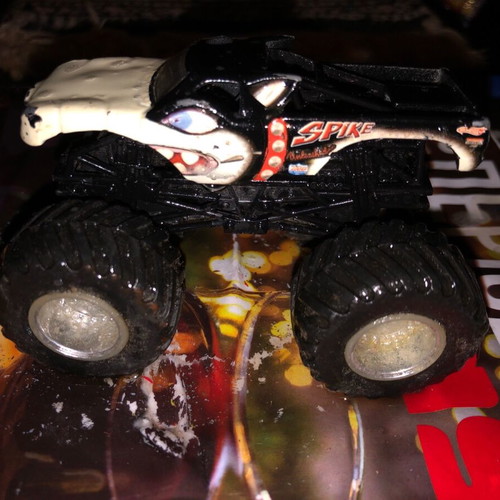 Monster truck like new