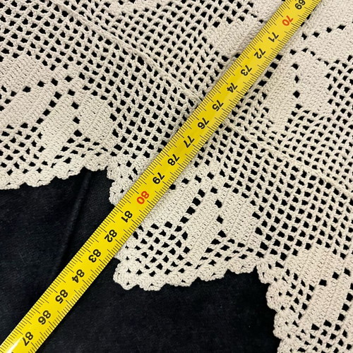 Handmade crochet table runner pattern like new (82x82)