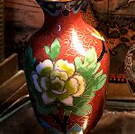 Αντίκες αυθεντικά Κλουαζονέ από τα μέσα του 20ου Αιώνα..Σετ 2 βάζα μπρούτζινα επισμαλτωμένα με πολύχρωμα σμάλτα και floral σχέδια...Άριστη κατάσταση! cloisonne vases...ΤΙΜΗ ΣΕΤ