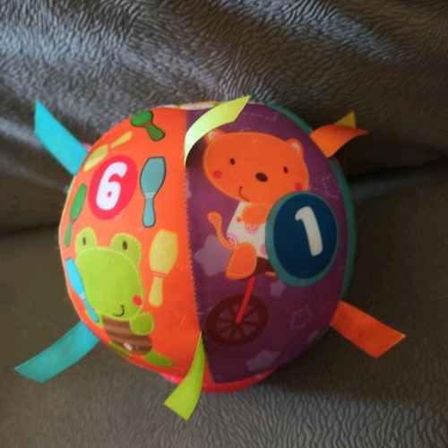 Vtech Fabric Ball My First Friends with Music like new for 6+ months