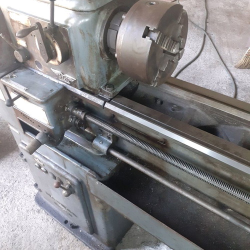 Lathe used with various tools