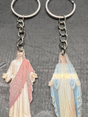 Keychains with Christ and Virgin Mary, new, pack of two