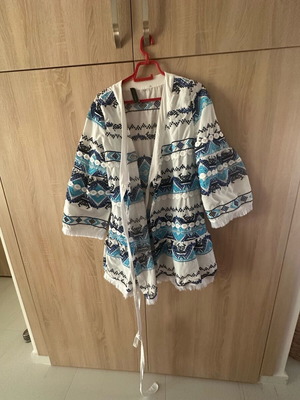 Boho mini dress new with bell sleeves and blue patterns, size M/L