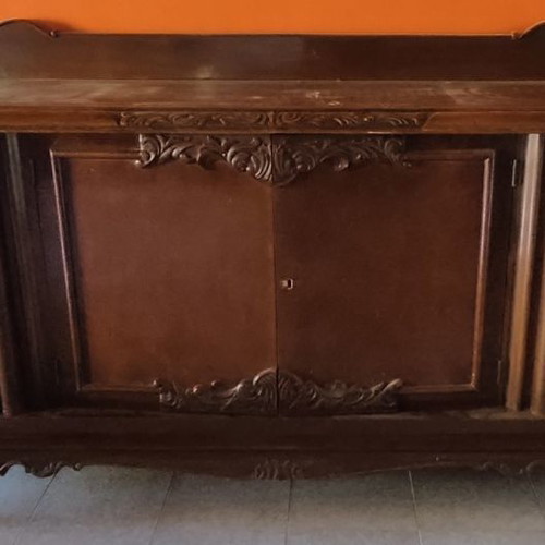 Table and buffet used, set