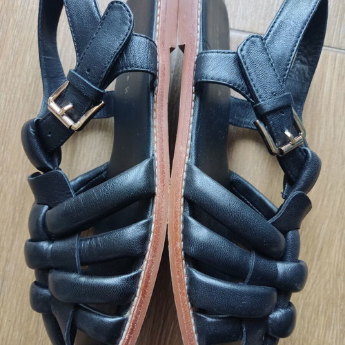 Zara Home cage sandals used, soft leather size 37