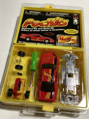 Maisto 2000 collectible case sealed new