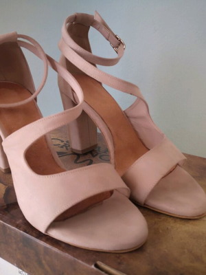 Smart Cronos sandals pink size 38