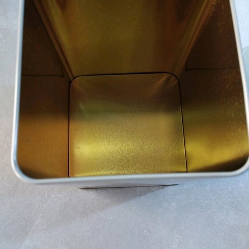 Jysk food storage box like new