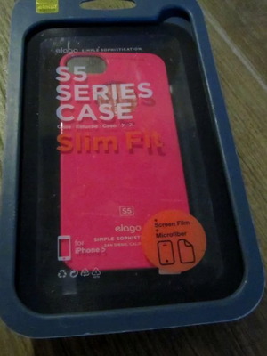 iPhone 5 Elago case and screen protector new