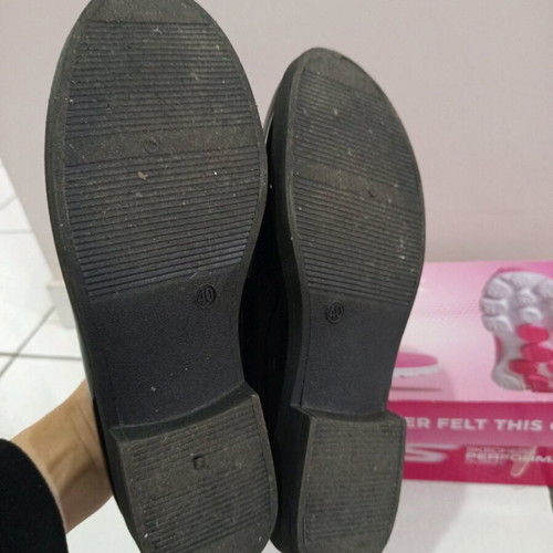 Women's loafers size 40 black like new