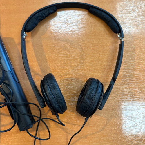 Sennheiser Head Phones Noise Cancelling used wired headphones