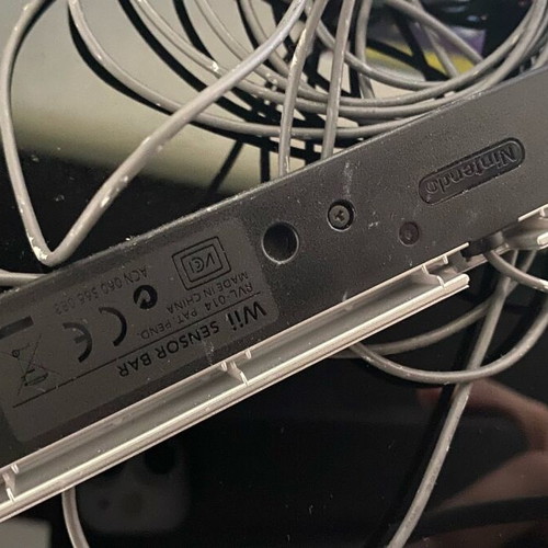 Nintendo Wii κονσόλα σαν καινούργιο με αξεσουάρ και 2 παιχνίδια Just Dance