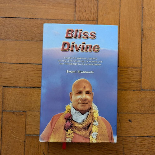 Bliss Divine meditation book by Swami Sivananda like new