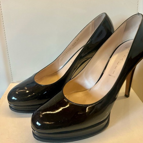 Casadei black patent leather pumps used, size 40, 10cm heel