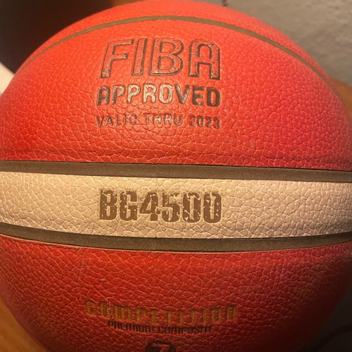 Molten basketball ball like new