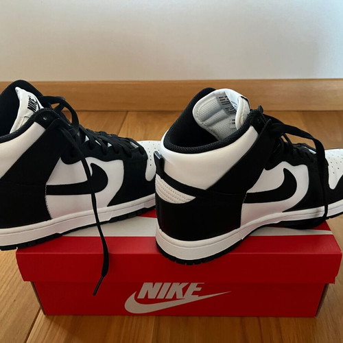 Nike Dunk Panda sneakers new, size 40.5, black and white