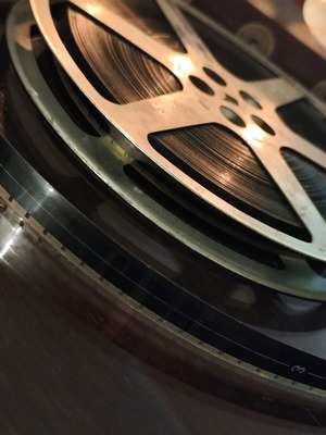 Vintage Μεταλλική Μπομπίνα Φιλμ 16mm 1982 «Μια Μέρα για την Αφρική» Έγχρωμο Agfa