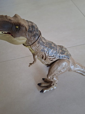Φιγούρα Τυραννόσαυρος Ρεξ Extreme Damage Jurassic World σαν καινούργιο