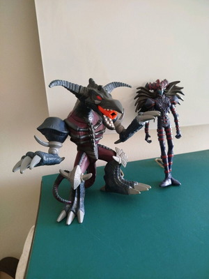 Φιγούρες Yugioh μεταχειρισμένες, Magicien du Chaos Noir και Black Skull Dragon