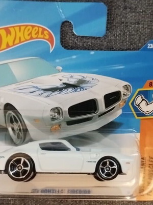 Hot Wheels 73 Pontiac Firebird new, Muscle Mania
