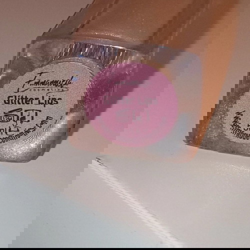 Glitter Lips Emmanouela cosmetics lip gloss σαν καινούργιο