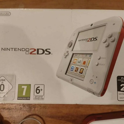Nintendo 2DS like new with box stylus and charger
