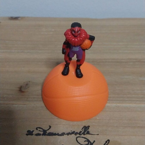 Space Jam mini figure like new