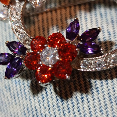 Silver 925 pin with multicolored stones, new