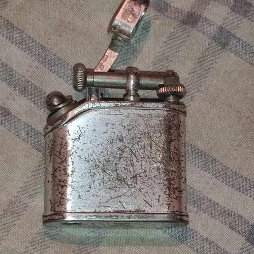 Pearl lighter made in Japan