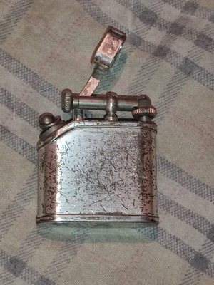 Pearl lighter made in Japan