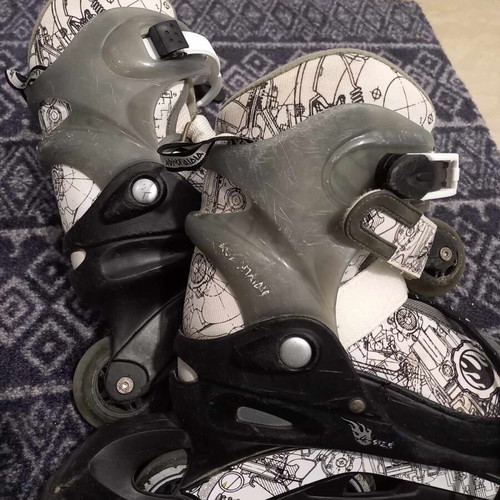 Roller adjustable size 35-38 used