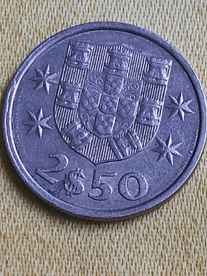 Portuguese Escudos coins used, pack of 4 pieces