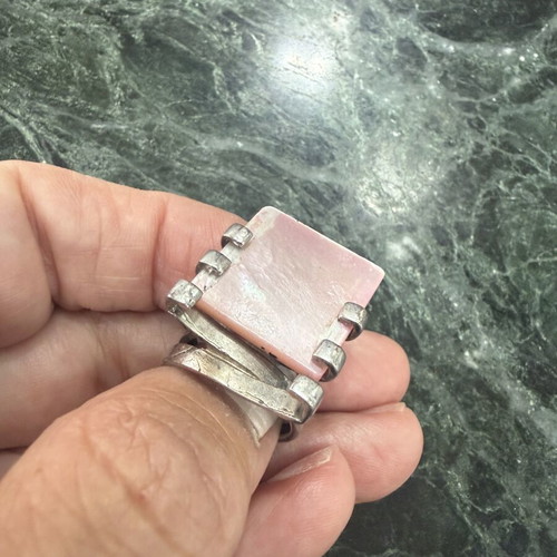Silver ring with detachable pink plate, like new