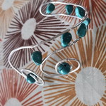 Arm bracelet new blue