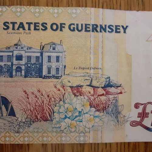 The States of Guernsey 10 Pounds banknote used 1995-2023