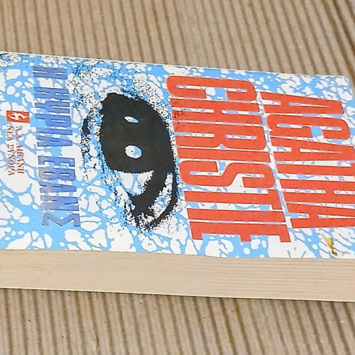 Why Didn't They Ask Evans? by Agatha Christie used, Greek edition