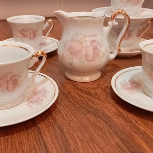 Vintage porcelain cups like new