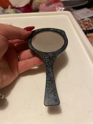 Vintage hand mirror like new