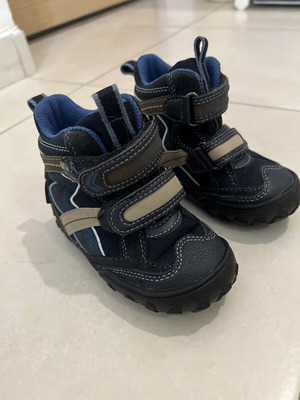 Geox ankle boots size 22