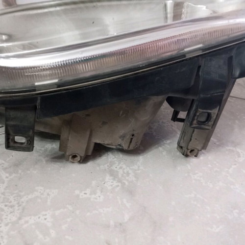 Volkswagen Golf 4 headlight front left like new